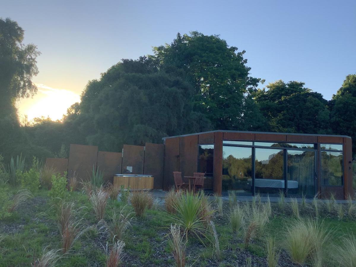 Nga Whare Manatu Bed and Breakfast Geraldine Buitenkant foto